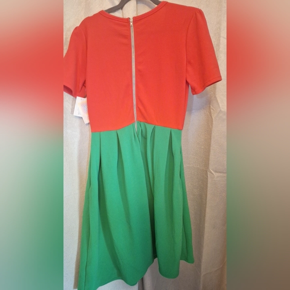 M Lularoe AMELIA DRESS. #2613 - Picture 4 of 6